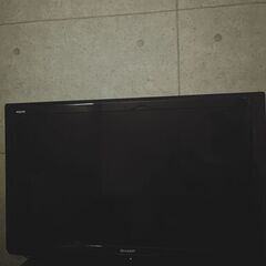 ③　AQUOS LC-40E9 [40インチ]　　（ヘッドホンが...