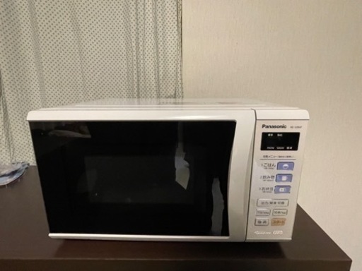 終了しました。パナソニック小型電子レンジ(2013年製)、1900円