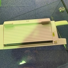 Plusコンパクト裁断機