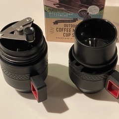 ダイソー　コーヒーミル　フィルター　カップ2つ付きの画像