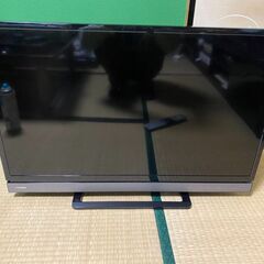 TOSHIBA　液晶テレビ　32V31　2017年製　32型　美品　直接引き取り大歓迎‼