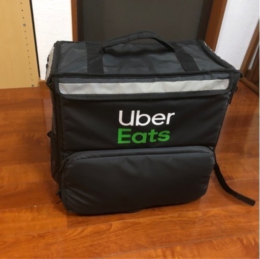 ウーバーイーツのバッグ(防水カバー付き)
