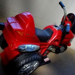 ■バイクのおもちゃ　子供　玩具　屋外の画像