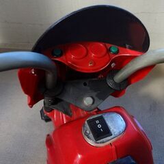 ■バイクのおもちゃ　子供　玩具　屋外の画像