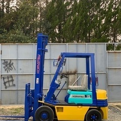 コマツフォークリフト　ヒンジタイプ　1.５トンクラス　ハイマスト...