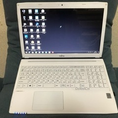 富士通 FMV LIFEBOOK AH45/T 美品 すぐ使えます