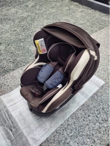 【値下げしました！】エールベベ・クルット3i グランス ISOFIX対応  チャイルドシート