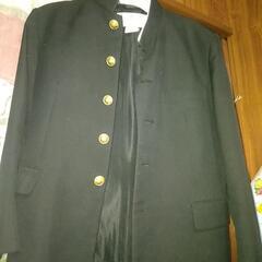 公立中学で３年間使った制服上下