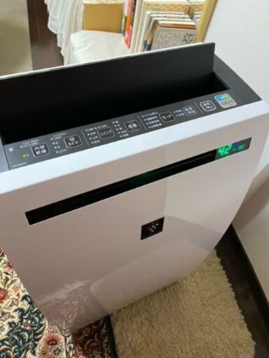 除加湿空気清浄機　Sharp KC-HD70-W