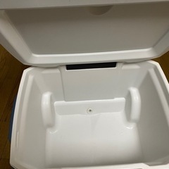 コールマン（Coleman) クーラーボックス　保冷箱　キャンプ用の画像