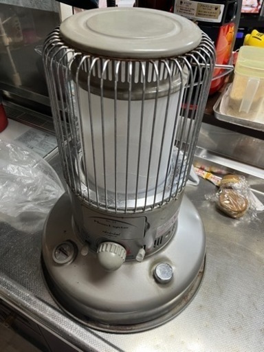 取引中　　★値下げ★  小型ストーブ