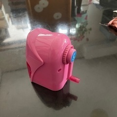 ピンクの鉛筆けづり。