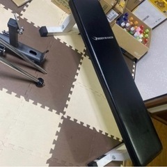 ボディメーカー フラットベンチ 筋トレ