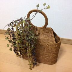 籐のハンドバック　室内飾りにも最適