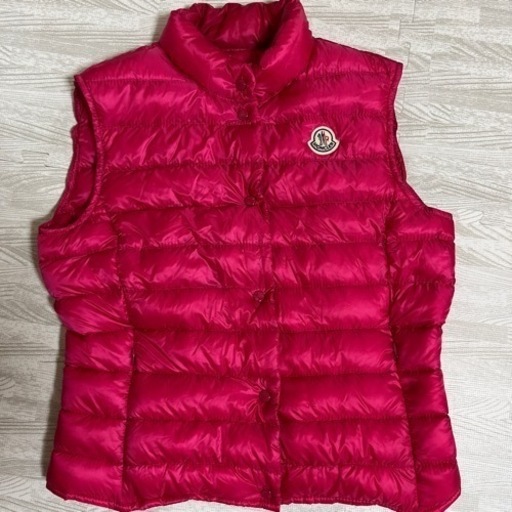 美品　モンクレール　薄手ダウンベスト