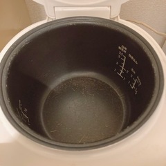 炊飯器 3.5合 ホワイトの画像