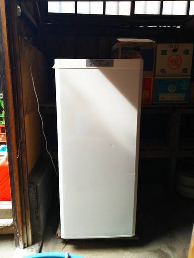 三菱電機　冷凍庫　mf-u12t-w