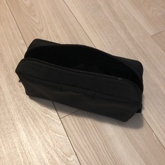 【無印良品】ポリエステルガジェットポーチ　黒