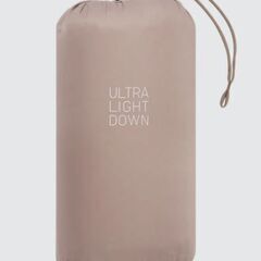 新品未使用　2022年　ユニクロ　ウルトラライトダウンフーデットコート　Mサイズ　ベージュ　BEIGEの画像