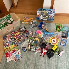 本日17時までに受け渡し出来る方　男の子オモチャ色々セット　ミニ...