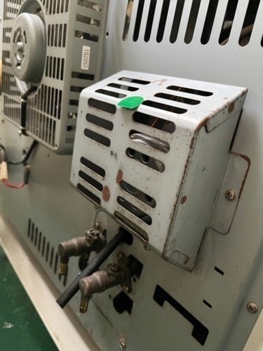 整　ＦＦストーブ　サンポツト床暖用密閉式ストーブUFH-75URF 01年製