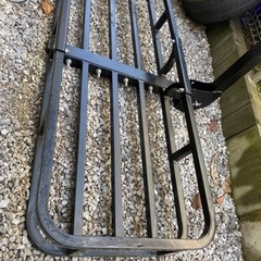 ヒッチカーゴ　ヒッチキャリアの画像