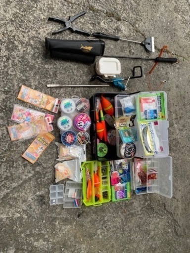 釣具竿クーラーボックス玉網