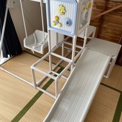 ジャングルジム