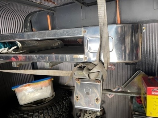 ルーフキャリア、ジムニーに乗せてました。アイバワークス