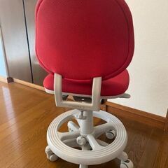 椅子（低学年向け学習机用）の画像