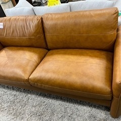 MJ 435 革張りキャメルソファ