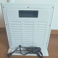 【0円】コンパクト電気ストーブ