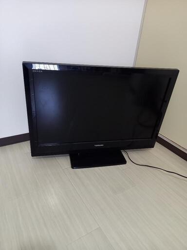 【液晶テレビ】TOSHIBA　REGZA　32型