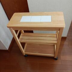 木製キッチンワゴンキャスター付きの画像