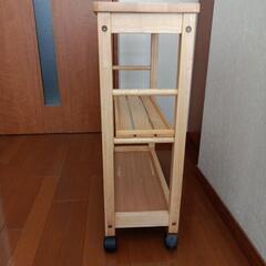木製キッチンワゴンキャスター付きの画像