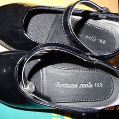 女児用18.5cm(黒）入園式で使用の画像