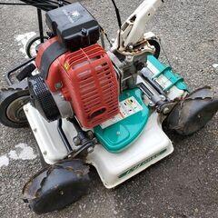 オーレック SP852AF 自走式草刈り機【リライズ野田愛宕店】【店頭取引限定】【中古】管理番号：ITO5ECDE2YYEの画像