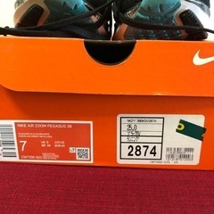 NIKE エアズームペガサス３８　陸上ランニング　２５センチの画像
