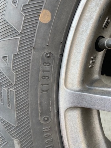 スタッドレスタイヤホイールセット　ヴォクシー、ノア　195/65/15R 18年製