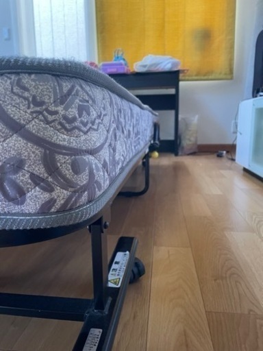 配送可　フランスベッド　折りたたみ　使用少ない　