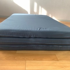 【引き取り先決まりました】【無料】三つ折りマットレスbyブリヂストンの画像