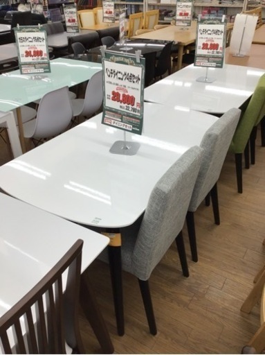 KO-52【ご来店頂ける方限定】新入荷アウトレット　ベンチダイニング4点セット　白天板