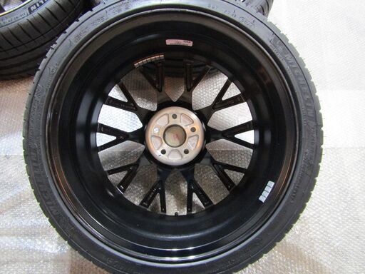 未使用品！プリウス等 TRD TF9 18×7.5J +48 パイロットスポーツ4 215/40ZR18