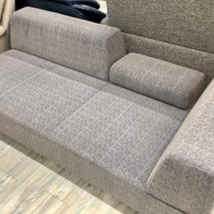 暮らしの真ん中に心地よい居場所をつくるFLANNEL SOFAの...