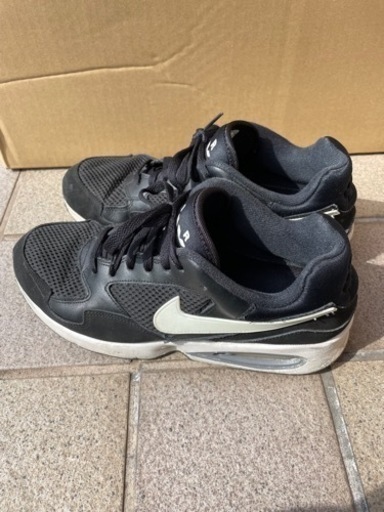 NIKEエアマックス26.5