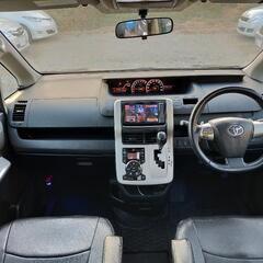 h22年、70後期型ヴォクシー！コミコミ価格！ロング車検！の画像