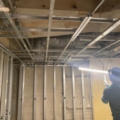 内装解体　建物解体作業員　ダンプドライバー募集