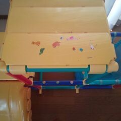 滑り台付きジャングルジムの画像