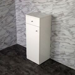 30ｘ80cm　白いサイドキャビネット　収納棚　CT3080