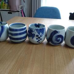 少し大きめの湯呑み５個セット(美品)